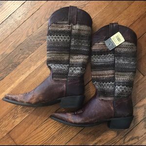 Brand new Roper Sweater Boots.